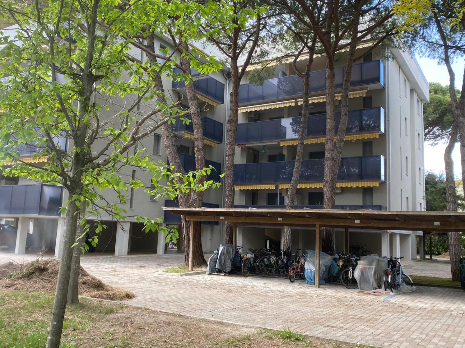Appartamento Sporting Бибионе Экстерьер фото