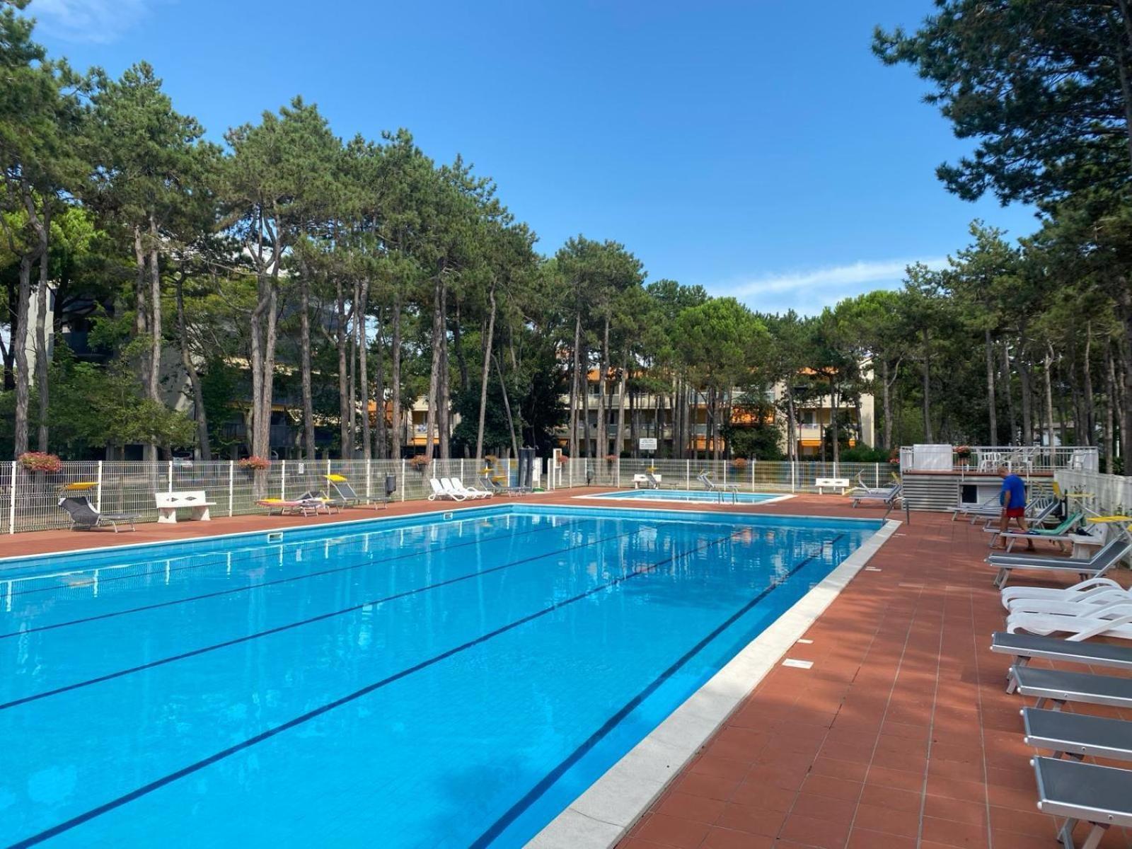 Appartamento Sporting Бибионе Экстерьер фото